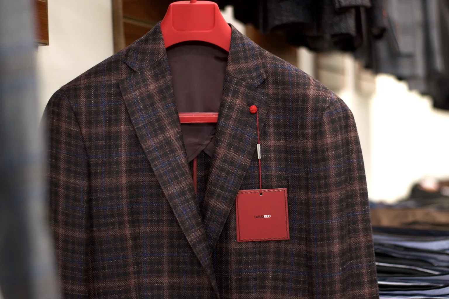 Plaid tailored jacket with red finishing details